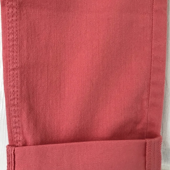 ELLE Capris - Picture 4 of 6